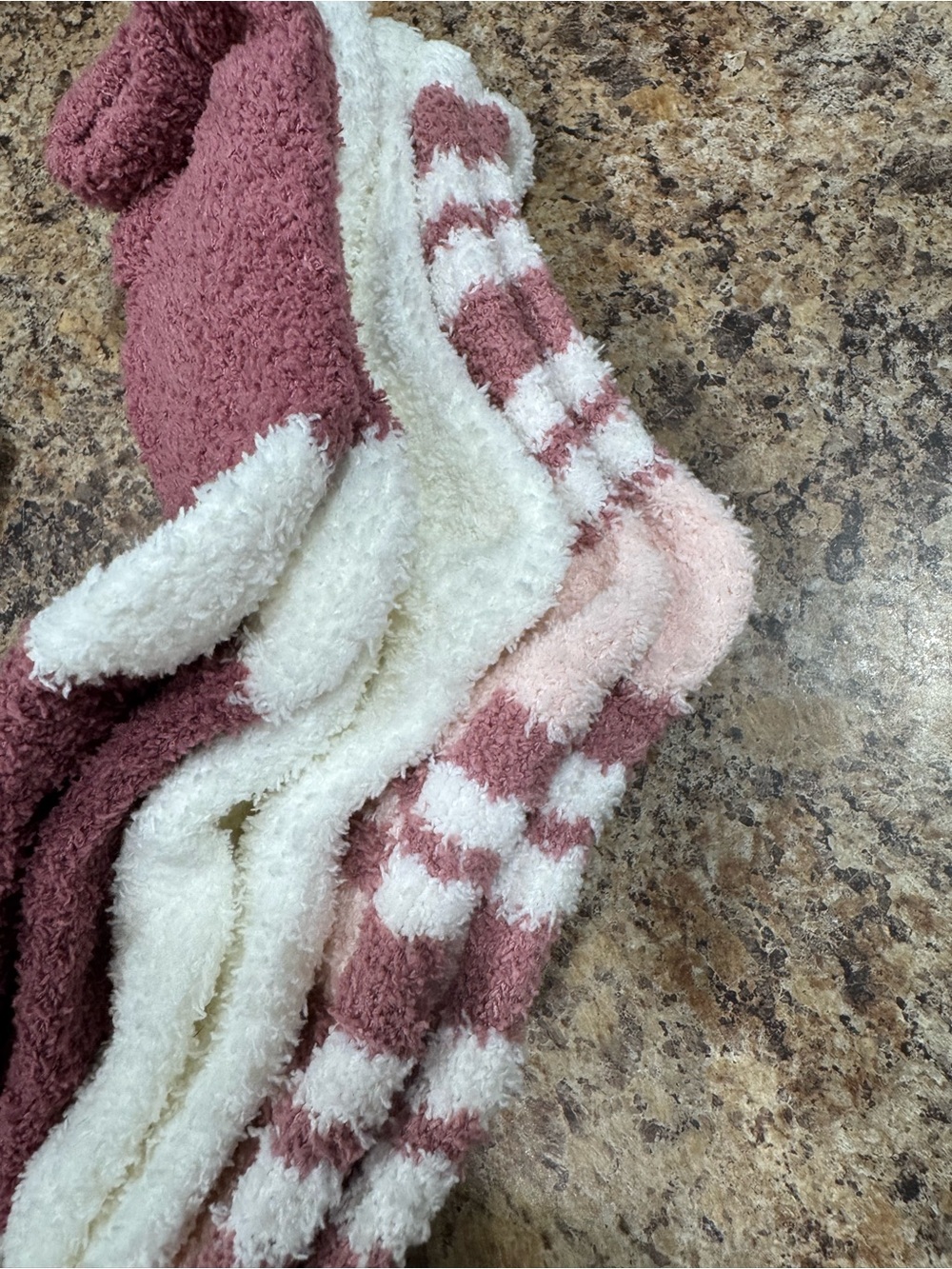 Cuddl Duds plush fill lounge socks 3 Pair NWT - Picture 4 of 4
